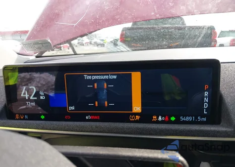 2021 Ford Mustang Mach-E Premium z USA, uszkodzony, nr VIN 3FMTK3SS4MMA61115